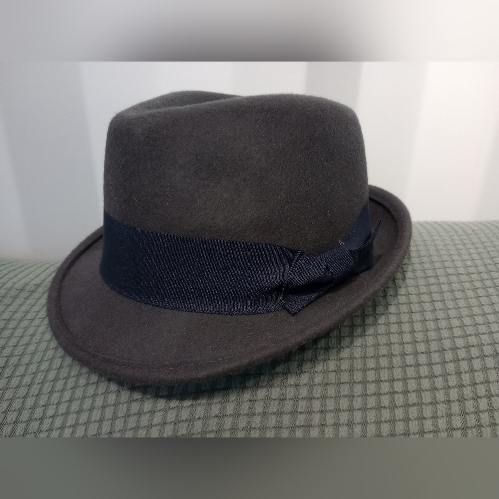 Charming Charlie wool fedora hat grey blue